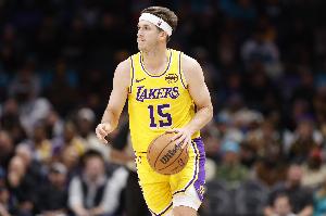 里夫斯：我们下半场打得不尽如人意 但重要的是我们赢下来比赛