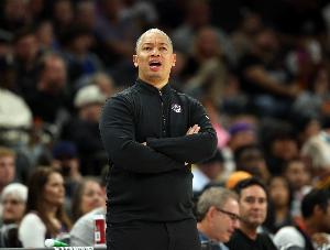 卢：我现在更多是愤怒而不是沮丧 每年都得应对伤病问题