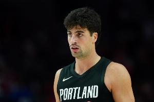 阿夫迪亚：我一直都会传华丽的球 只要能确保准时准确我就会使用