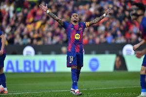 每体：拉菲尼亚的无球跑动是一大威胁，他的回归为巴萨注入活力