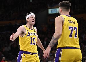 最佳组合？东契奇和里夫斯场均合砍63.9分 联盟二人组中最高