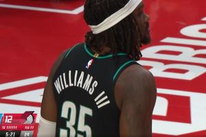 小杨有机会？雷霆内线紧缺 开拓者首节便上罗威+里斯双塔