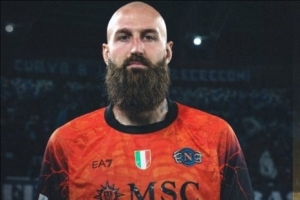 那不勒斯门将：我今天只需做一次扑救，应向我身前的队友表示祝贺