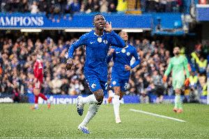 前裁判谈凯塞多染红：这是红牌动作，但不是想故意伤害对手