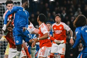 这次没有怂！切尔西少打一人战平阿森纳，此前十人1-2输给曼联