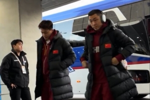 今日18:00中国男篮世预赛客战韩国 小伙子们已经抵达场馆