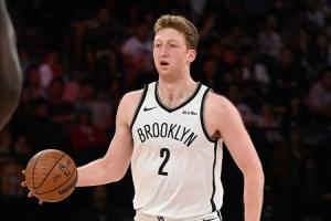 年轻人打挺好！27号秀沃尔夫16中8拿全队最高22分 另有4板4助1帽