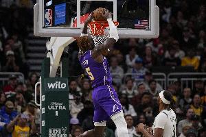 统治力顿！艾顿近6场场均16.8分10.5板1.5帽 命中率高达78.9%